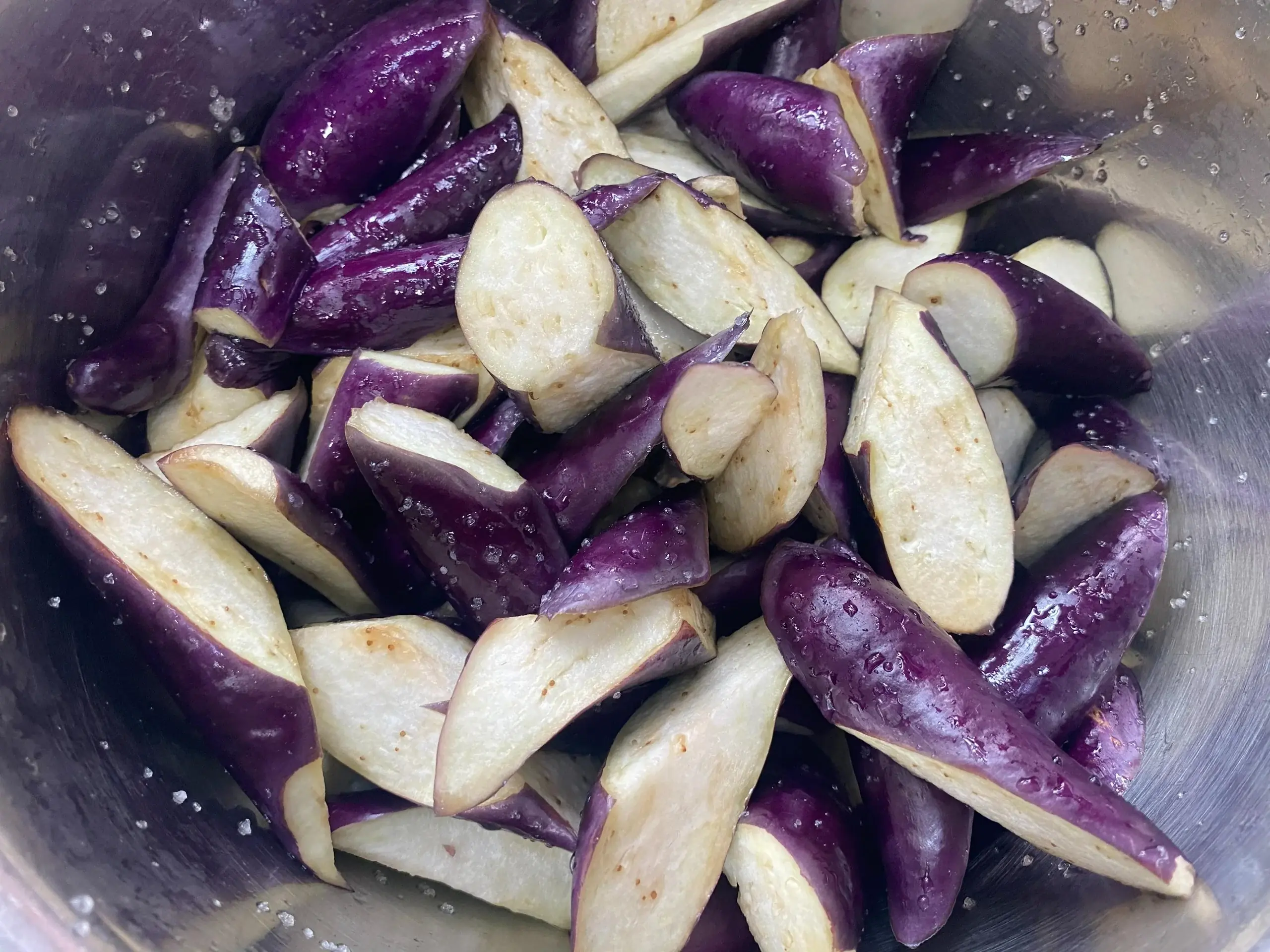 บุคคลที่ไม่ควรรับประทานมะเขือม่วงอย่างเด็ดขาด