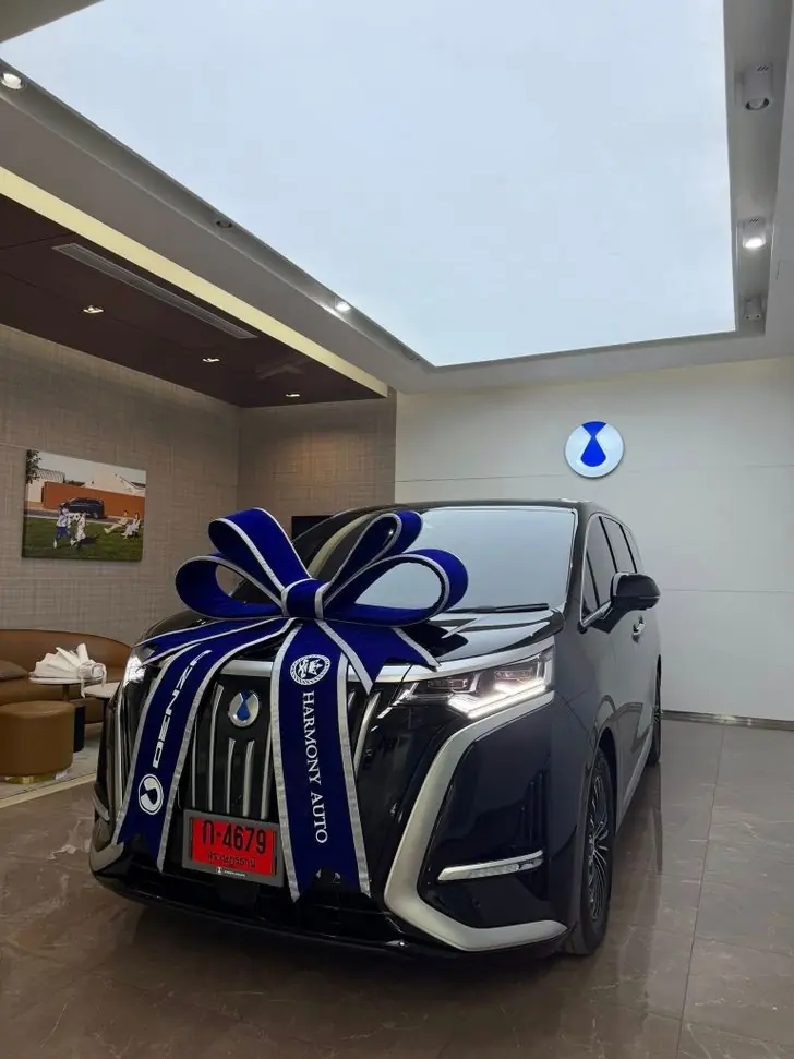 เลขเด็ดแม่น้ำหนึ่ง 16/4/69 ส่องทะเบียนรถตู้หรูป้ายแดง แอบสงสัย ทำไมป้ายจังหวัดนี้?