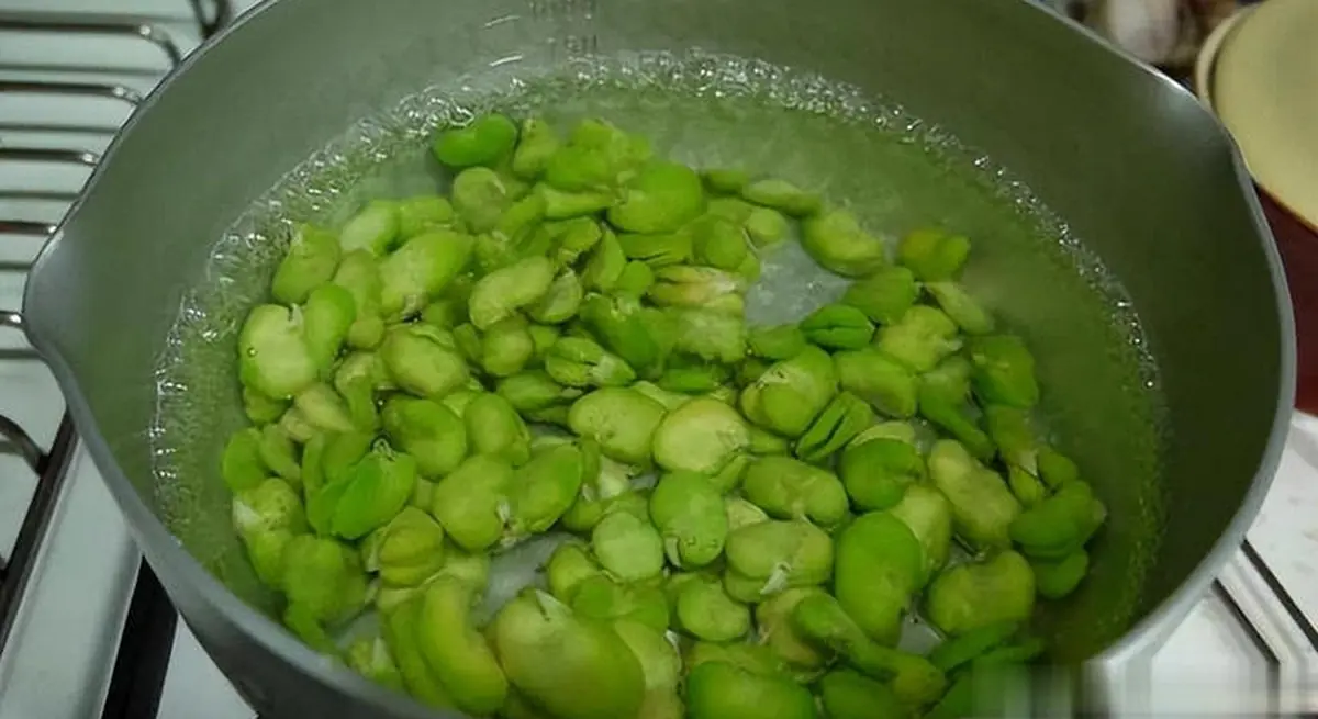 ถั่ว 2 ชนิด คนไทยชอบกินมาก! กินบ่อย "ทำร้.ายตั.บ" แม้มีประโยชน์ก็ไ.ม่คว.รกิ.นเกิน