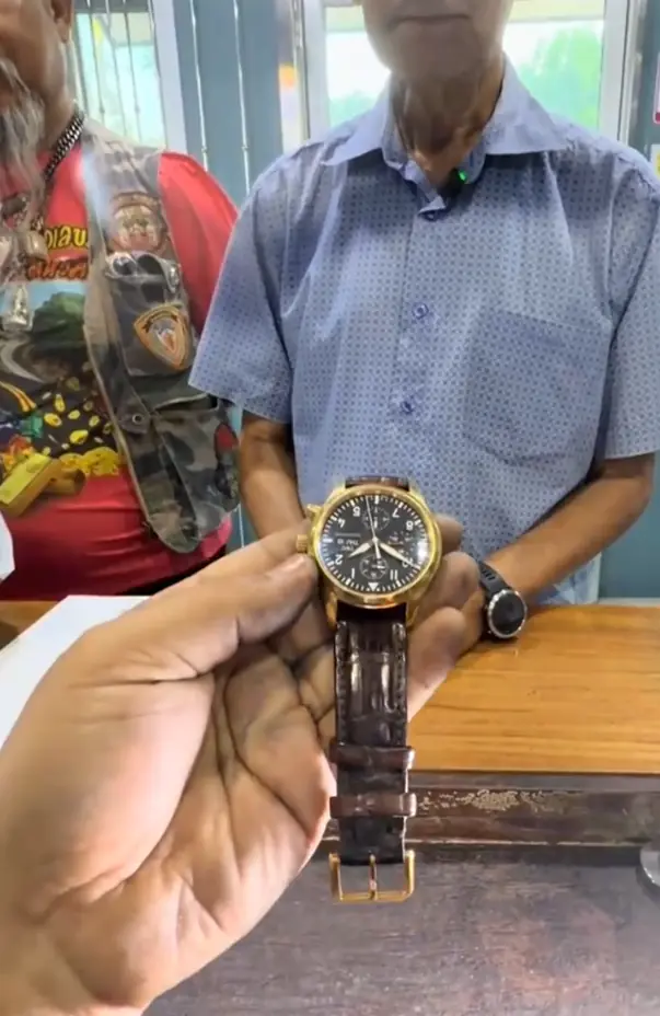 เบื่อมีแต่คนอยากได้ ลุงตัดสินใจหลอมขาย นาฬิกาหรูเรือนทอง ซื้อมา 1 ล้านบาท อึ้งราคาจริงเกิ
