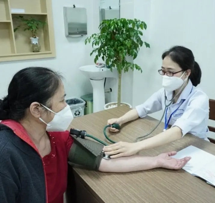 หญิงวัย 52 กิน “มะระ” ทุกคืนหวังลดไขมันในเ.ลื.อด ผ่าน 6 เดือนผลตรวจทำหมออึ้ง!