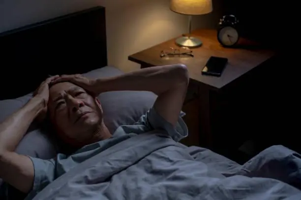 ตื่นตี 3–4 เป็นประจำ สัญญาณจากร่างกายที่ไม่ควรมองข้าม