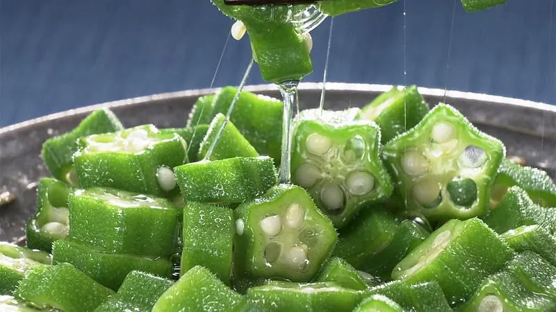 น่าประหลาดใจ! นี่คืออาหารสองชนิดที่สามารถกรองไมโครพลาสติกในน้ำได้มากถึง 90%: หนึ่งในนั้นหา