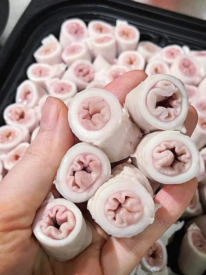 ต้มไส้หมูแค่น้ำเปล่า “ผิดเต็มๆ”! ใส่เพิ่มสิ่งนี้ ไส้ขาวใส เด้งกรุบ ไร้กลิ่นคาว อร่อยกว่าร