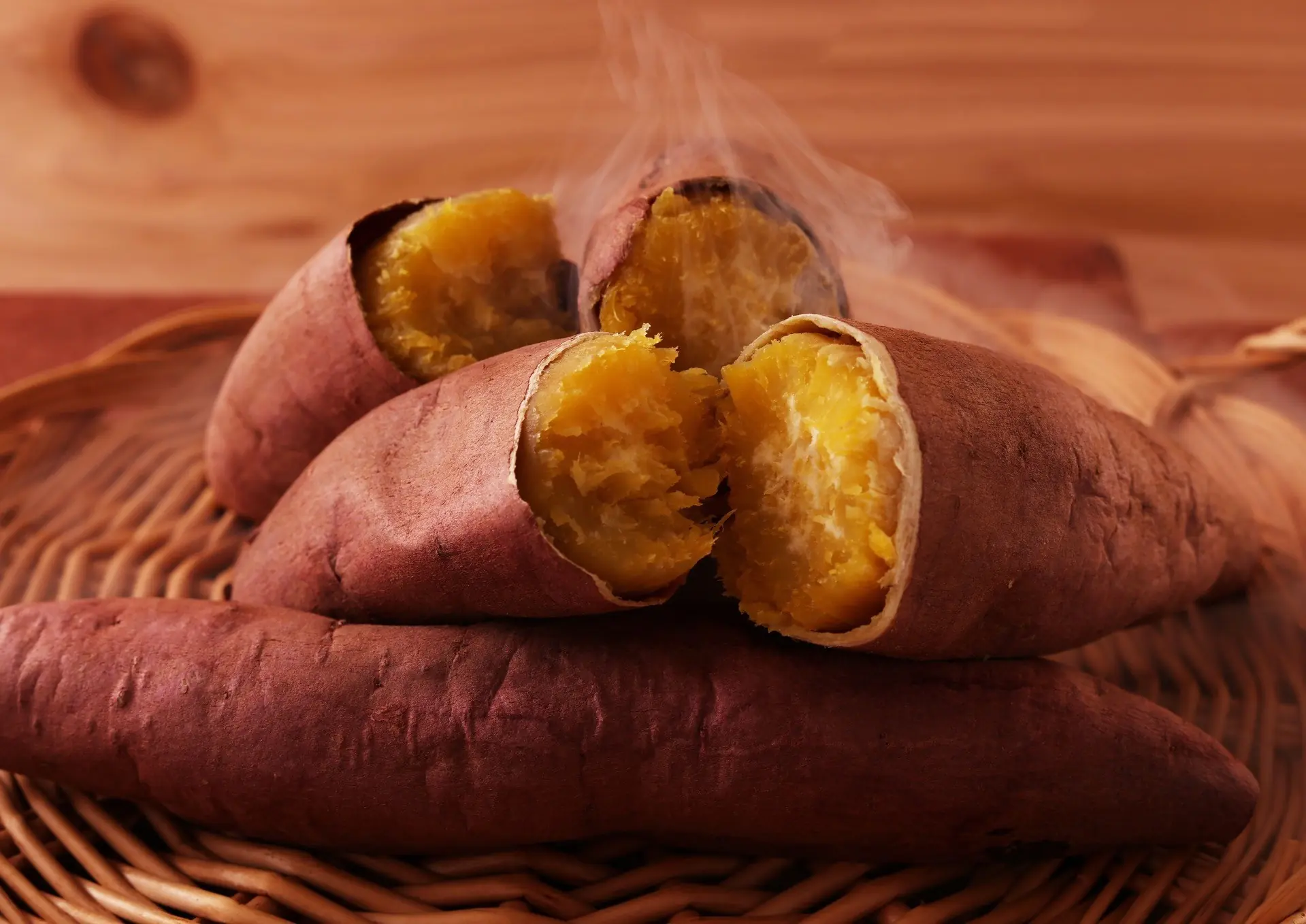 8 สิ่งสำคัญที่คุณควรรู้ก่อนกินมันเทศ