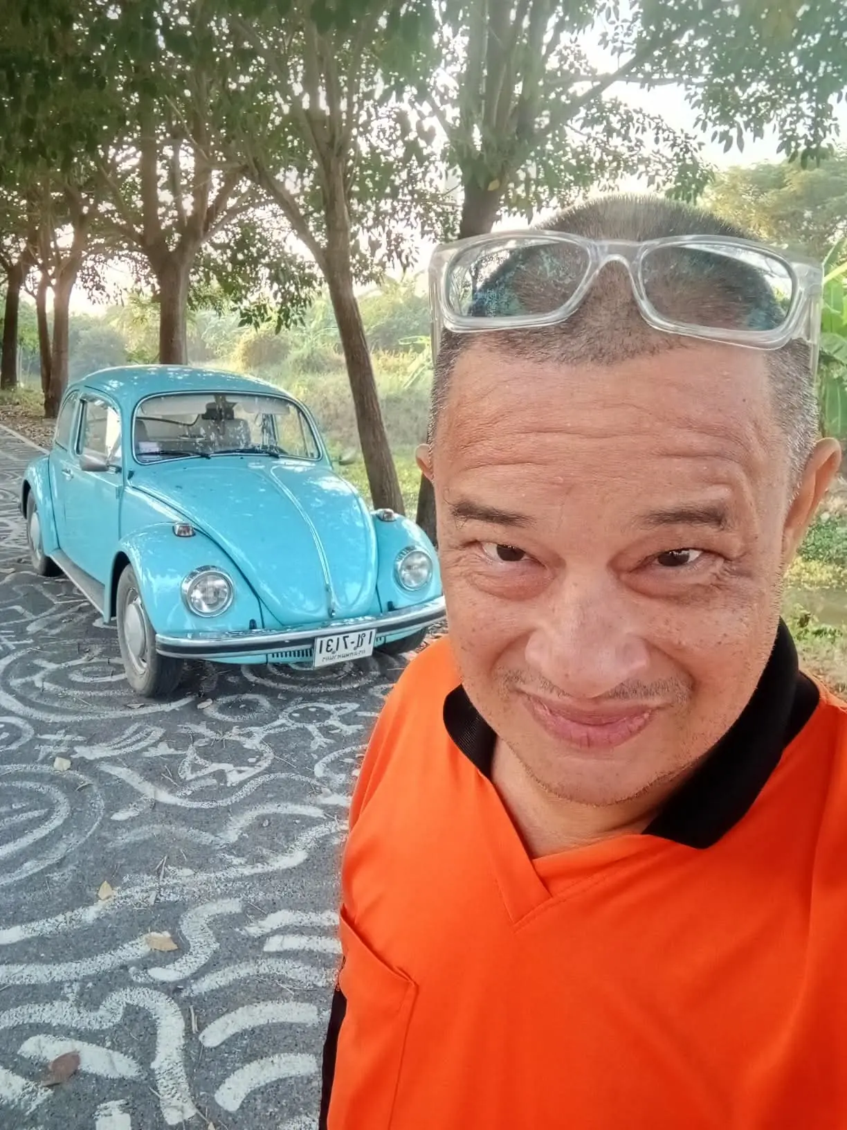 ส่องทะเบียนรถเต่าคันโปรด "แดนนี่ ศรีภิญโญ" ใช้ขับรับส่งลูกสาวไปโรงเรียนทุกวัน