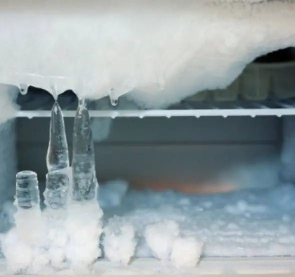 น้ำแข็งเกาะตู้เย็นหนาจนปิดไม่สนิท? ลอง 3 เคล็ดลับนี้…หายภายใน 10 นาที!