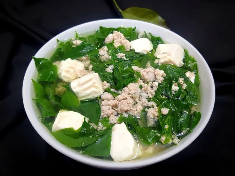 ผักบ้าน ๆ ที่หลายคนมองข้าม แต่มีธาตุเหล็กสูงกว่าเนื้อวัวถึง 10 เท่า!