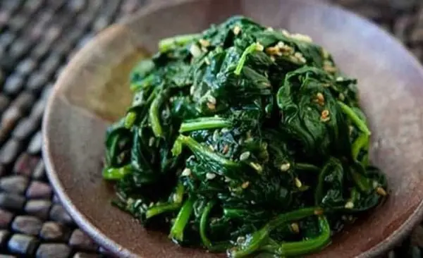 กินผักโขมทุกวัน ผู้ป่ว.ยโ.รคไ.ตอาจพบการเปลี่ยนแปลงใหญ่ 3 อย่างในเวลาไม่นาน