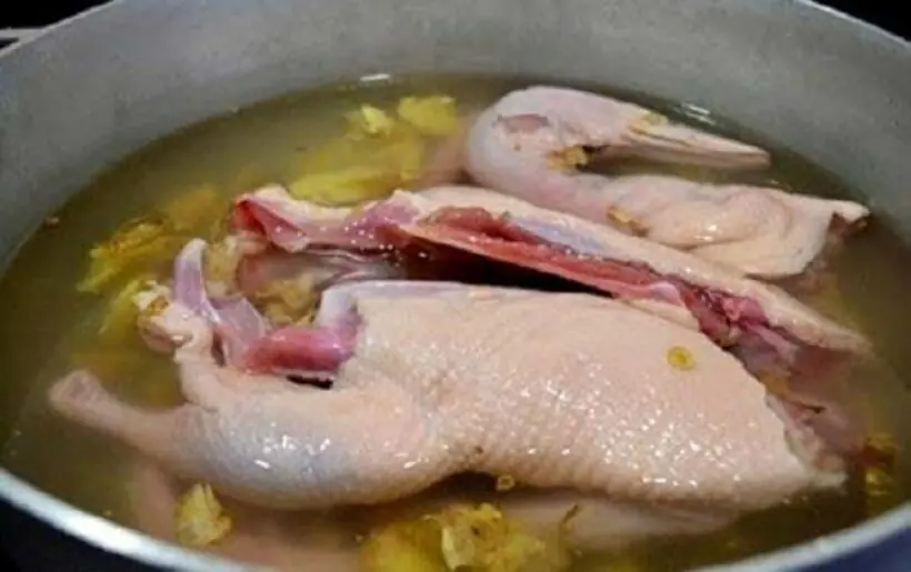 ต้มเป็ดให้นุ่มหอม หมดกลิ่นคาว ด้วยเคล็ดลับง่ายๆ