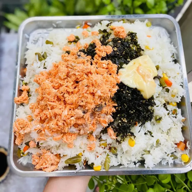 เคล็ดลับการทำผงโรยข้าวสาหร่ายทำเองที่บ้านโดยใช้เพียง 3 ส่วนผสม จากเชฟชื่อดัง