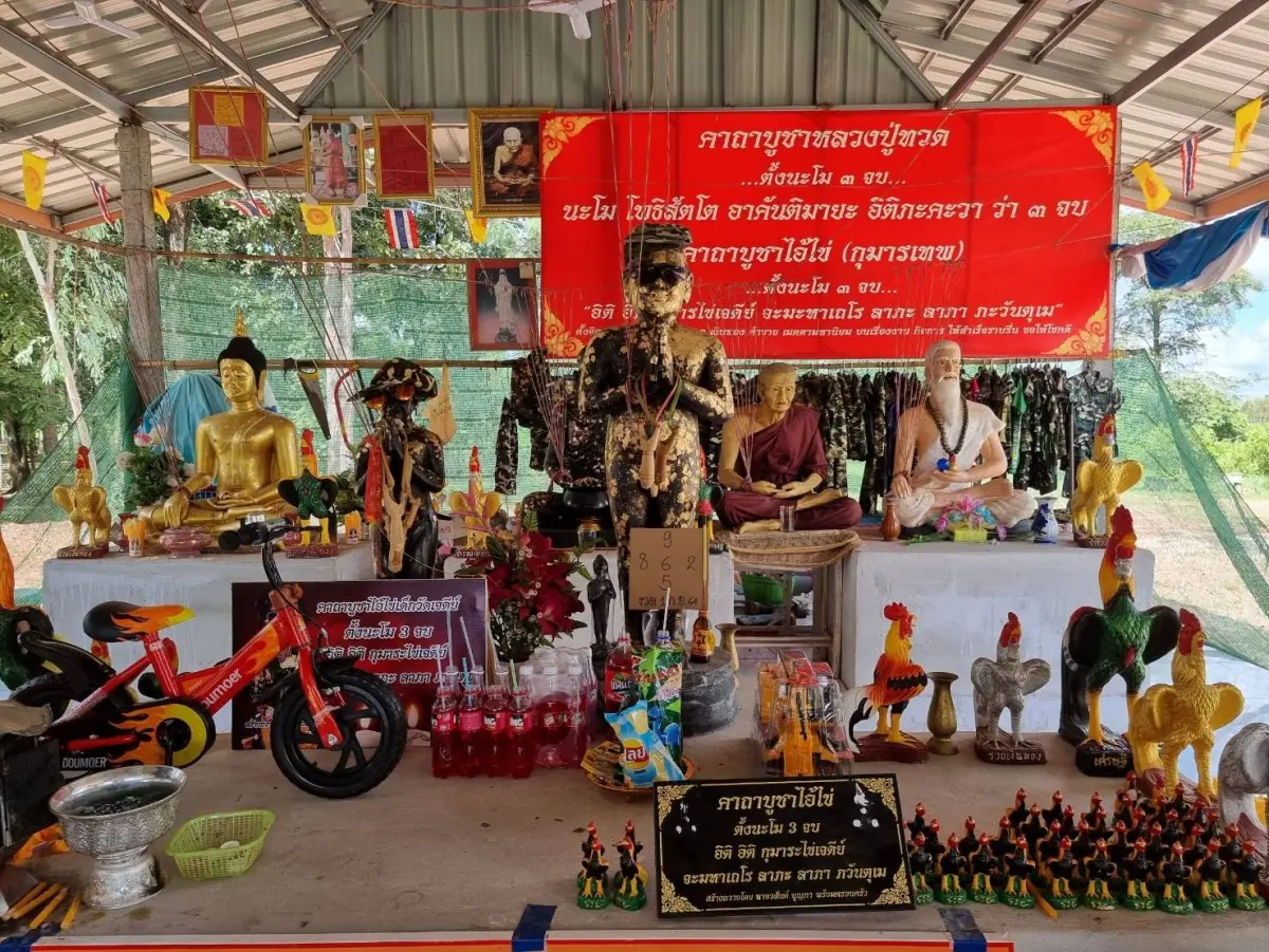 ส่องเลขธูป-หางประทัด ไอ้ไข่ วัดศรีทรงธรรม ทีมนักปั่นนำจักรยานมาบูชาหลังเฮงกันถ้วนหน้า