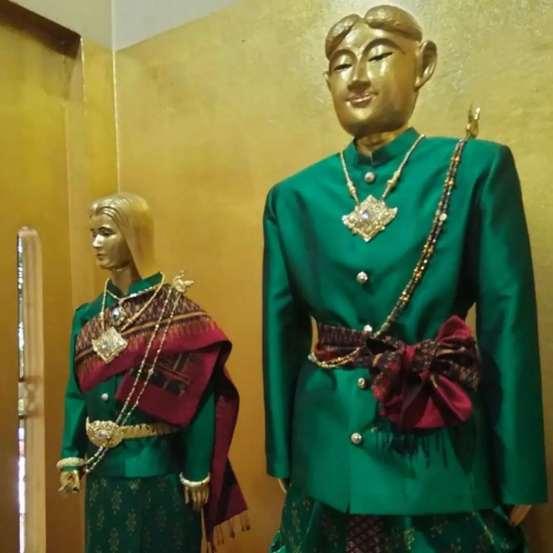 จัดขึ้นทุกปี บวงสรวงใหญ่ เปลี่ยนชุดใหม่ พ่อปู่แม่ย่า วังนาคินทร์ คอหวยเฮ ส่องขันน้ำมนต์ เ