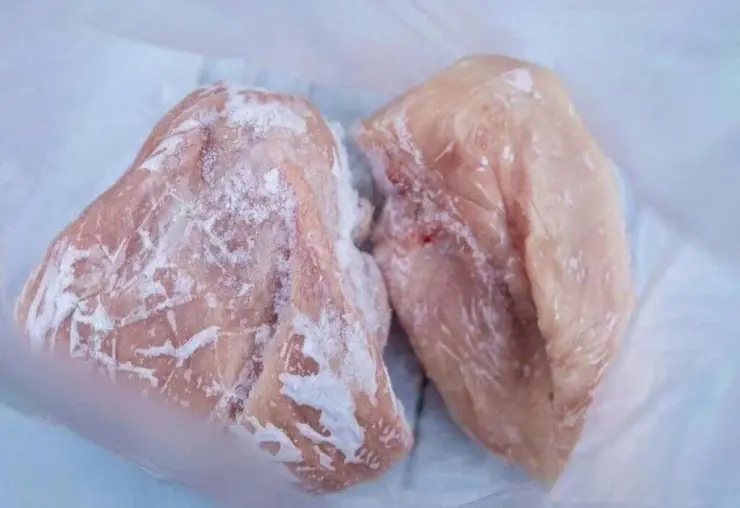 คู่มือฉบับสมบูรณ์: การเก็บรักษาเนื้อไก่สดในช่องแช่แข็งให้คงคุณภาพสูงสุด