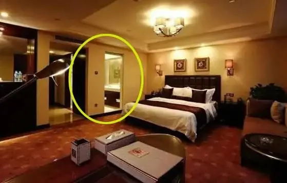 เมื่อเข้าพักในโรงแรม คุณควรรู้หลัก “3 ไม่แตะ 4 ควรเอากลับ” นี้ เพื่อป้องกันคว.ามเสี.ยห.ายต่อต
