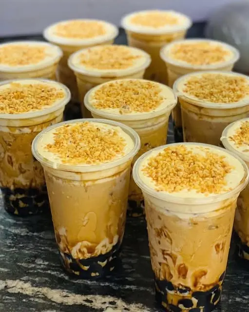ลูกค้าปริศนาสั่งชานมวันละ 10 แก้ว พอฉันไปส่งเองถึงกับพูดไม่ออก