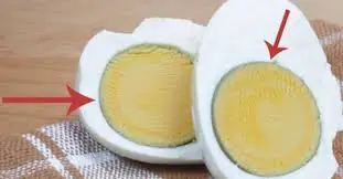 ไข่ต้มขอบสีเขียวคืออะไร ปลอดภัยและมีคุณค่าทางโภชนาการหรือไม่?