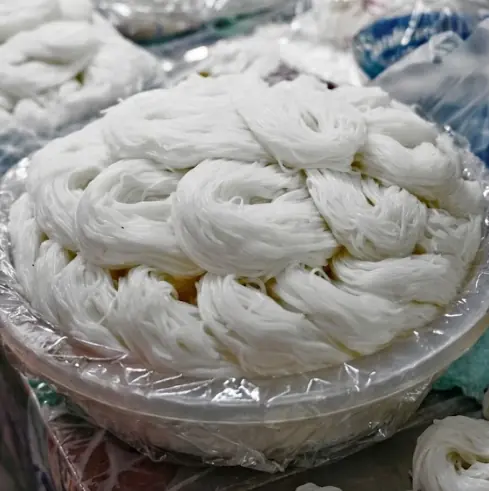 ต่อให้หิวแค่ไหนก็ไม่ควรแตะแม้แต่เส้นเดียว! 5 กลุ่มคนนี้ “ห้าม” กินขนมจีนเด็ดขาด