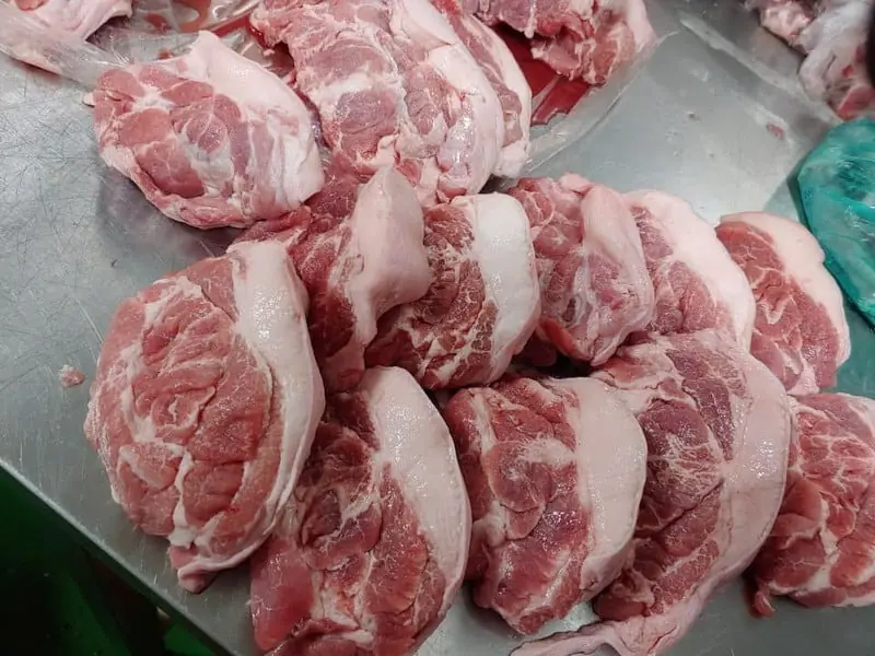 คนโบราณสอนว่า “ซื้อหมูอย่าซื้อเนื้อคอ ซื้อปลาอย่าซื้อปลาตะเพียน” ทำไมถึงเป็นเช่นนั้น?