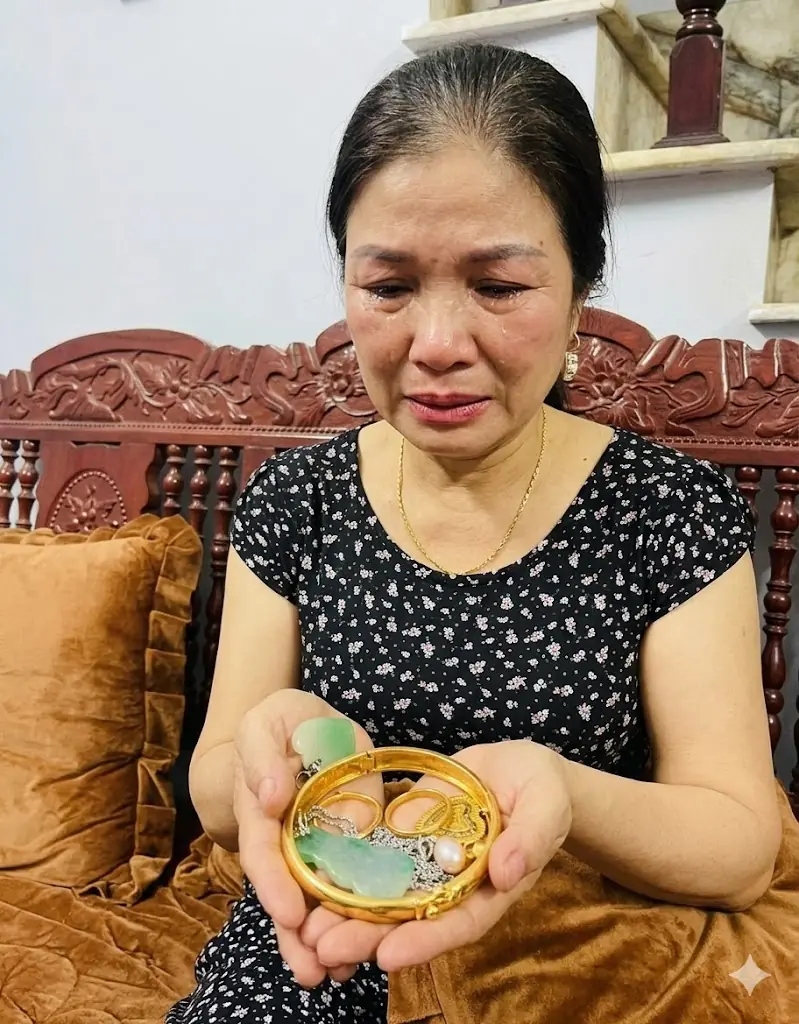 วาสนาลูกสะใภ้ แม่ผัวโอนบ้าน 30 ล้านให้ พบของมีค่าซ่อนในผนัง ฟังคำตอบยิ่งอึ้ง