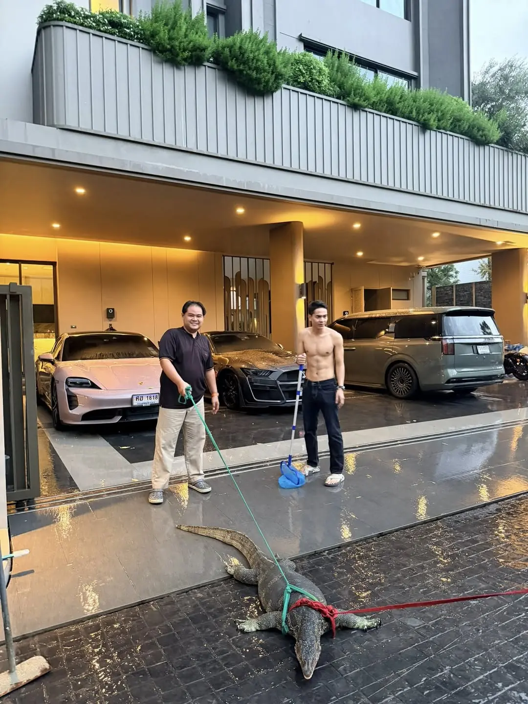 ส่องกันด่วนๆ "เจนนี่-ยิว" เผยตัวเงินตัวทองเข้าบ้าน สะดุดตาบ้านเลขที่ หลายคนเคยเฮงมาแล้ว