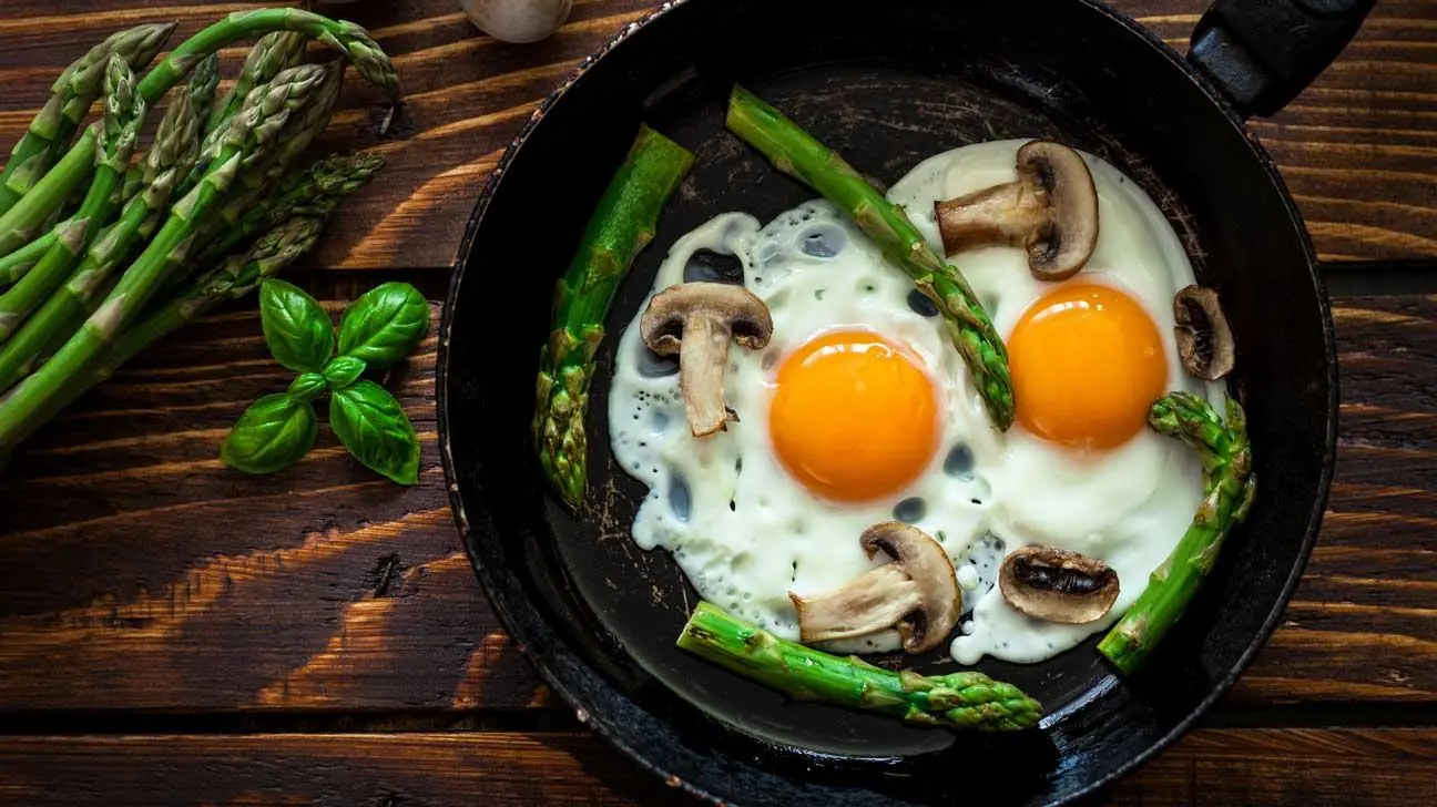คนที่เป็น 1 ใน 5 โรคนี้ ควรระวังการกินไข่ อย่าชะล่าใจ!