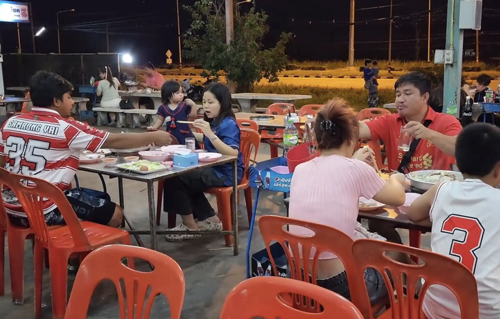 ไทยช่วยไทยพลัส ต่อชีวิต ร้านหมูกระทะ ปลื้ม ยอดขายเพิ่มวันละ 4 หมื่น จากปกติช่วงที่ไม่มีโคร
