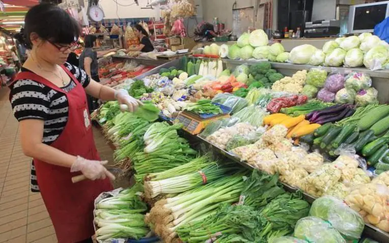 ผัก 7 ชนิดที่ถูกพิจารณาว่า "สกปรกที่สุดในตลาด" เนื่องจากมีปรสิตและสารกำจัดศัตรูพืชจำนวนมา