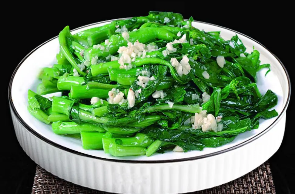 ผักกาดฮ่องเต้รสอร่อยและมีประโยชน์ แต่ 5 กลุ่มคนนี้ควรกินอย่างระมัดระวัง