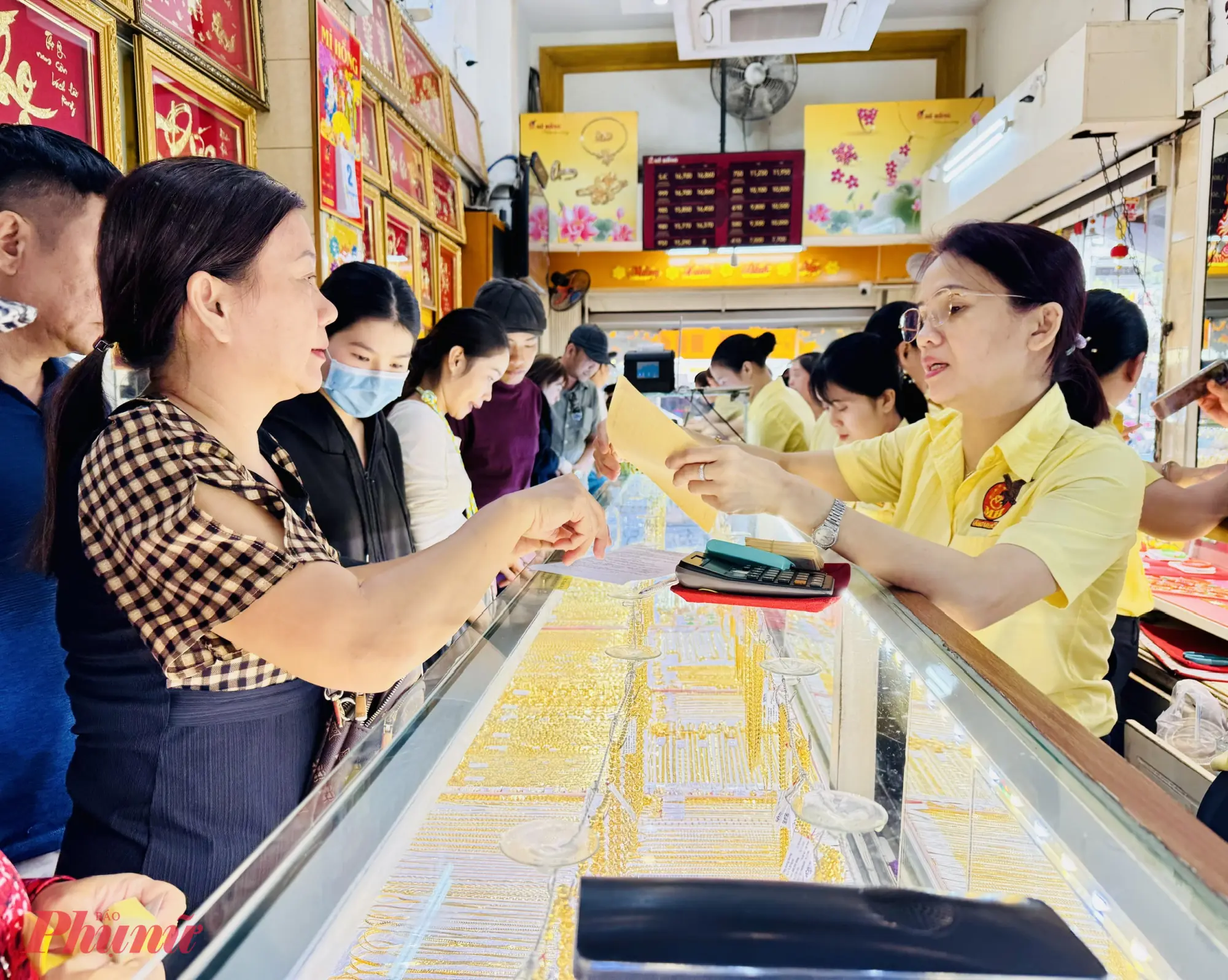 จับตาด่วน! สถานการณ์ราคาทองคำผันผวนหนักประจำวันที่ยี่สิบสองมิถุนายน