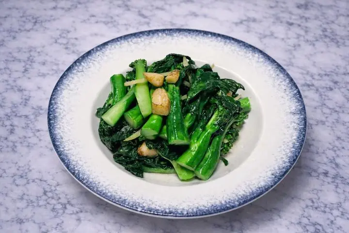 ผัก 3 ชนิดที่มีแคลเซียมสูงกว่านม! กินเป็นประจำช่วยบำรุงกระดูก ผิวพรรณดี สุขภาพแข็งแรงจากภ
