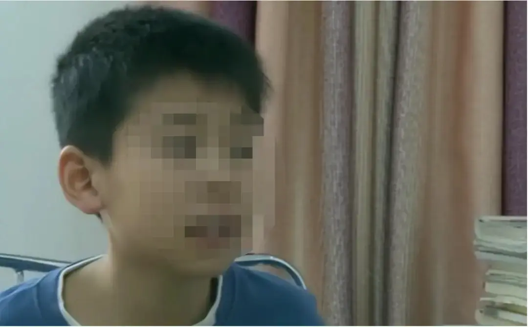 ป.5 เก็บถุงผ้าคืน เจ้าของมึนบอก "เงินข้างในไม่ใช่ของผม" ตร.ไขคดี 1.3 ล้าน รู้แล้วเงินใคร?!