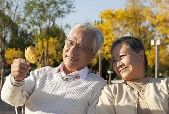 หลังอายุ 60 ปี หากยังมี "3 สิ่งนี้" อยู่กับตัว นั่นอาจเป็นสัญญาณว่าพ.รดี ๆ กำลังเข้ามา และชีวิต
