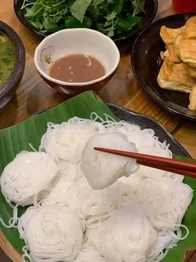 เตือน! 3 กลุ่มคนที่ควรหลีกเลี่ยงการกินขนมจีน แม้จะหิวแค่ไหนก็ไม่ควรเสี่ยง