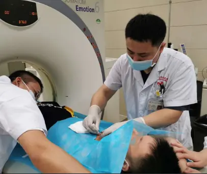ลูกชายวัย 12 ป่วยมะเร็งปอด "ระยะสุดท้าย" พ่อแม่ฟังแล้วทรุด หมอชี้พลาดที่การกิน-นอน