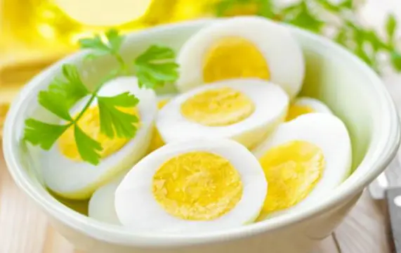 หลายคนกินไข่วันละ 2 ฟองทุกเช้า ผู้เชี่ย.วชาญเผยปริมาณที่เหมาะสมต่อวัน