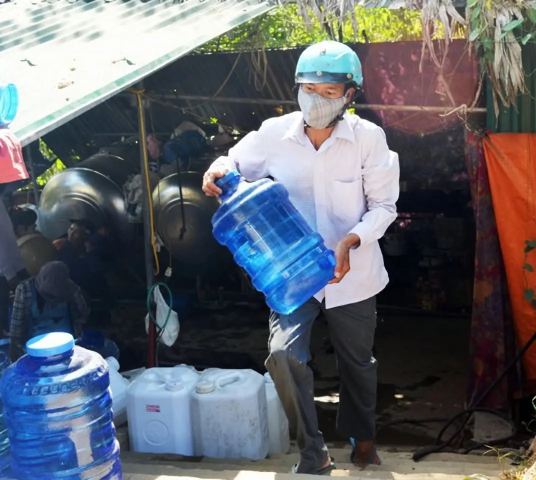 ขนลุก! แฉขั้นตอนผลิต “น้ำดื่มบรรจุถัง–ขวด” สุดสกปรก เตือนอย่ามองแค่ราคาถูก
