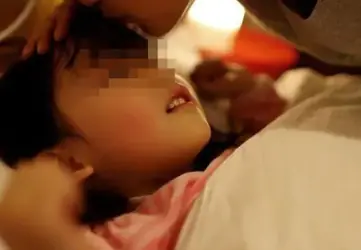 ลูกสาว 6 ขวบ นอนคนเดียว แต่บ่นตลอดว่า "เตียงแคบ" เอะใจเช็กกล้องวงจรปิด แม่ปล่อยโฮ!