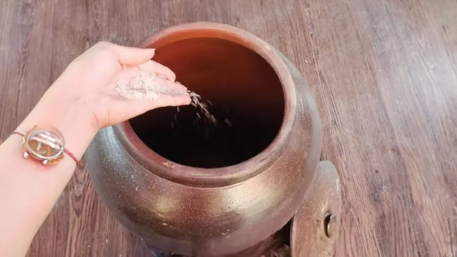 คำสอนโบราณไม่เคยผิด! ข้าวสารห้ามเก็บไว้ใน 5 จุดนี้ เสี่ยงขึ้นรา ทำลายคุณภาพ แถมอาจกระทบสุข