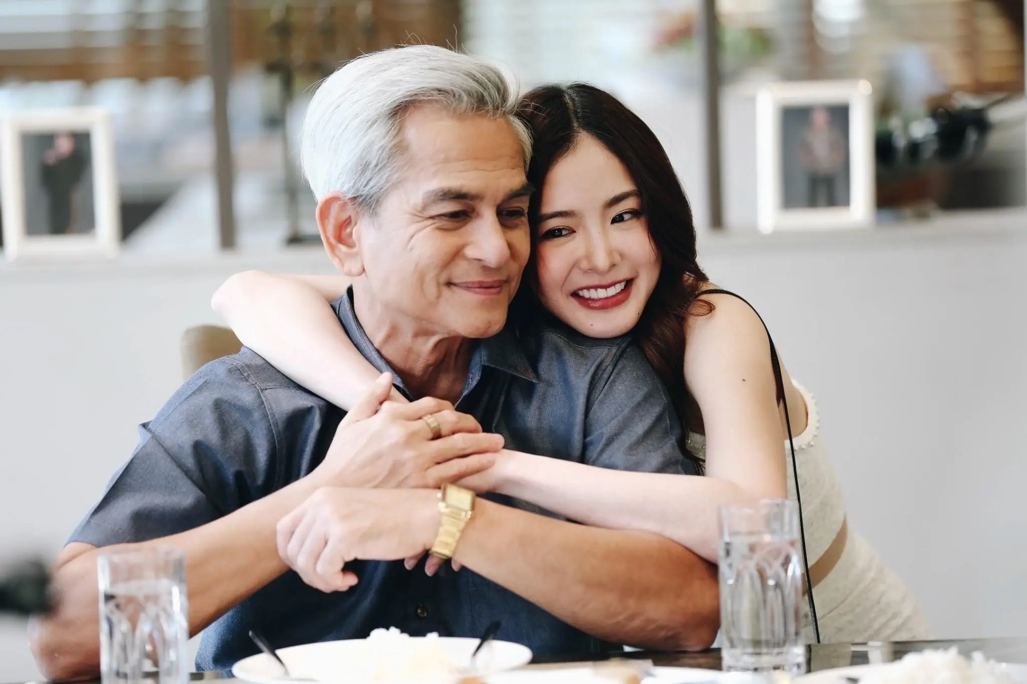 ผลตรวจ DNA เปิดความลับกว่า 30 ปี หญิงสาวช็อก “ลุง” ที่เรียกมาตลอดชีวิต แท้จริงคือพ่อแท้ ๆ