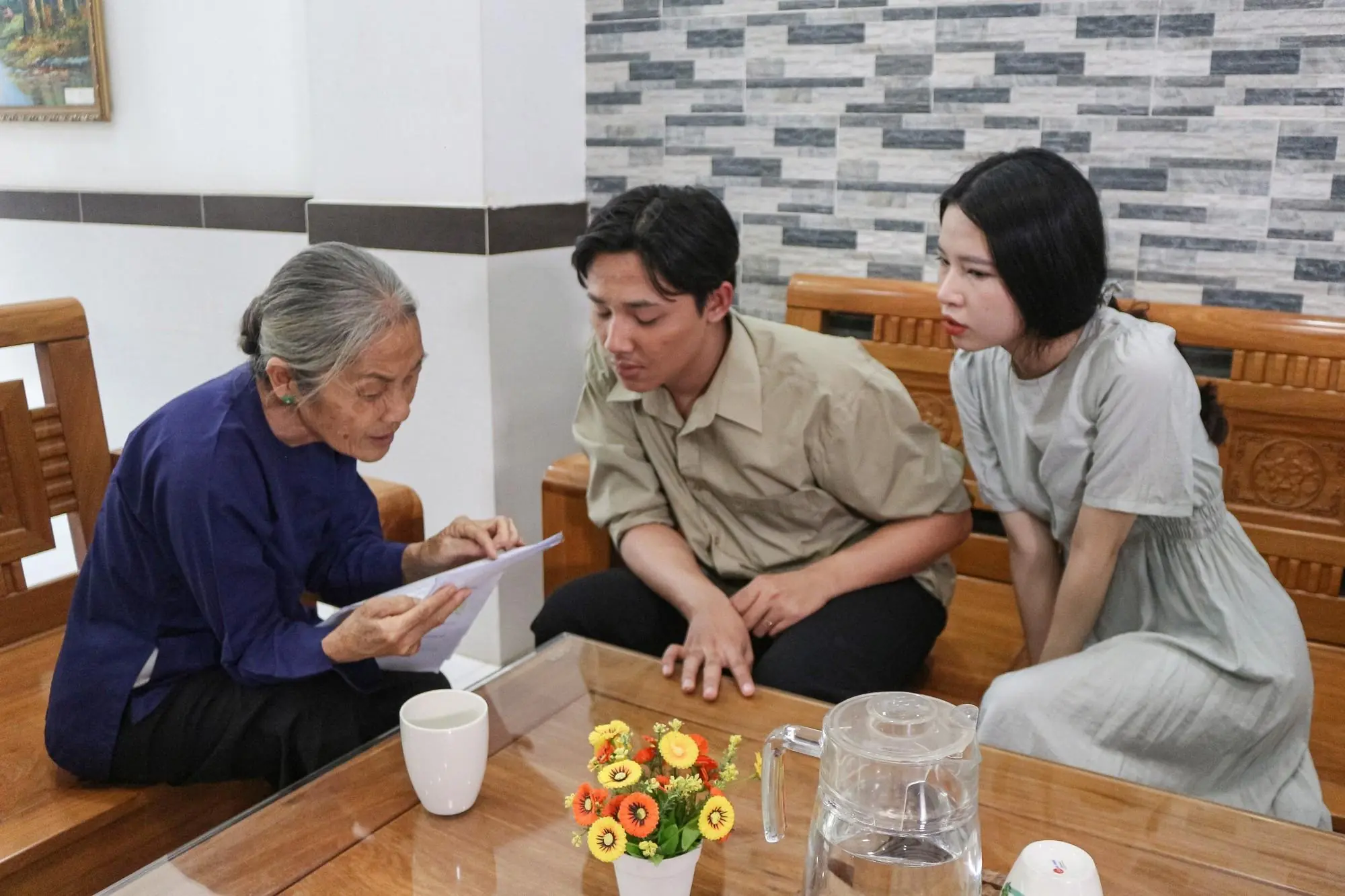 พี่สาวสามีอยากรับแม่ไปอยู่ด้วย อ้างว่าอยากดูแลในวัยชรา แต่เหตุผลที่แท้จริงทำให้ทั้งครอ