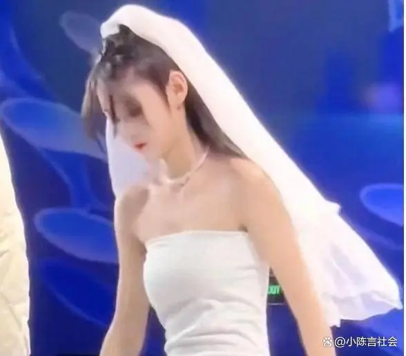 ช็อกทั้งงาน เจ้าสาวถอดชุด ยกเลิกงานแต่งกลางเวที หลังฟังแม่เจ้าบ่าวอวยพรลูกชาย