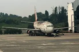 เจอแล้ว! เครื่องบิน "โบอิ้ง 737" หายสาบสูญนาน 13 ปี ที่แท้ถูกจอดทิ้งกลางสนามบิน