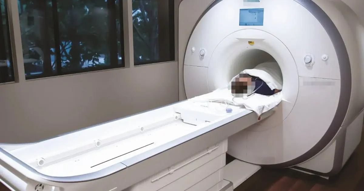 ชายวัย 61 ปีเสี.ยชี.วิตหลังเกิดอุบัติเหตุในห้อง MRI เหตุการณ์สะเทือนใจที่เตือนถึงความสำคัญขอ