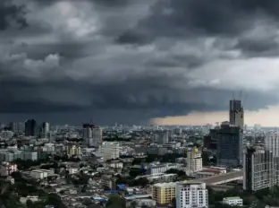 กรมอุตุฯ มาตอบเอง! จะเกิด "มหาอุทกภัย 120 ชม." ฝนถล่มทั้งวันทั้งคืน จริงไหม? : เช็กข่าวชัวร์