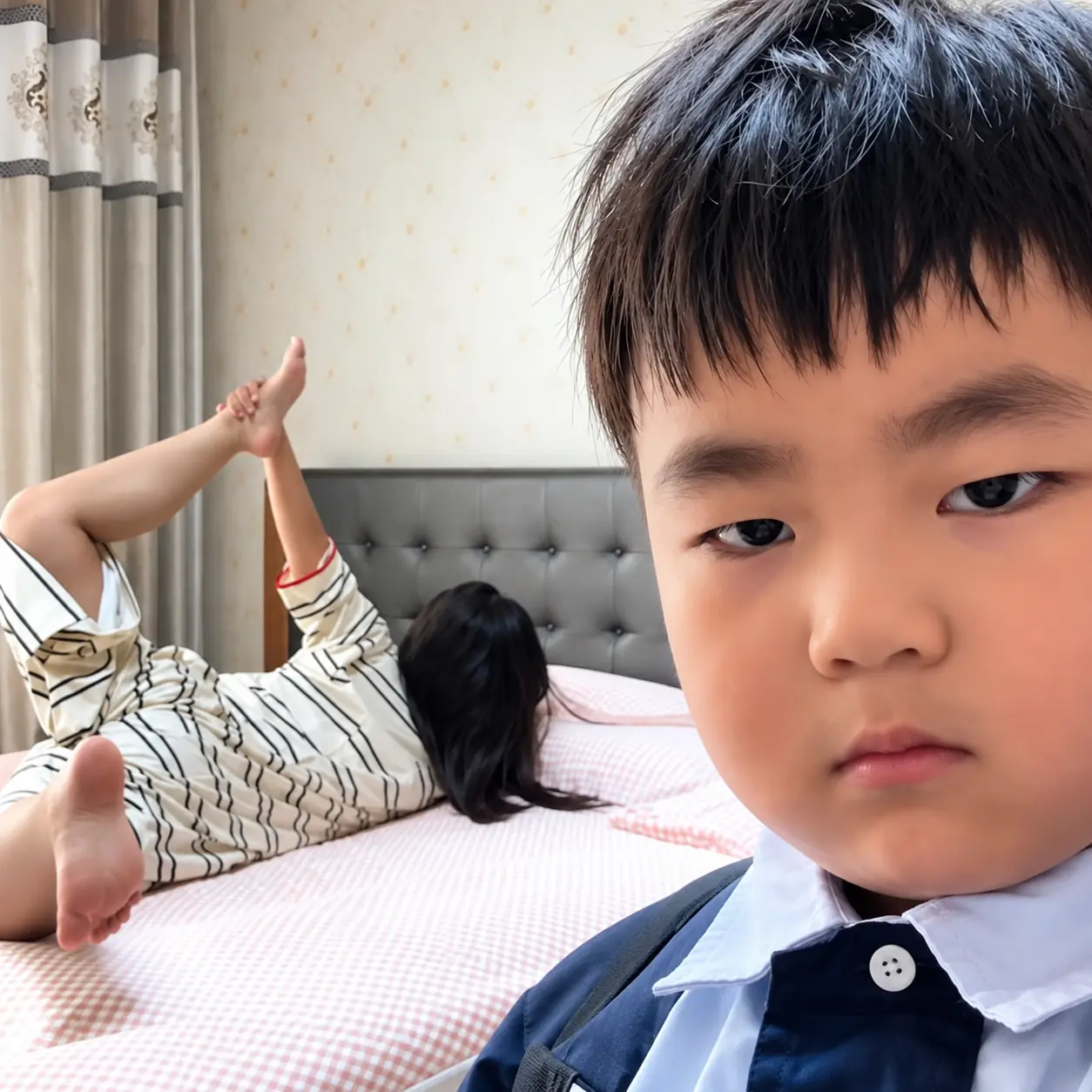 เอาเรื่อง! ด.ช.ไปเรียนสาย 3 วันติด โดนดุไม่เถียง แต่อัดคลิปต้นตอ "ปัญหา" ครูขำดุไม่ออก